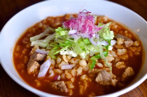  Pozole! A Hearty Stew Brimming with Flavor and History From the Streets of San Luis Potosí