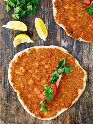  Lahmacun: Tuntuvathan Turkkilaisen Kebabin ja Italian Pizzan Aterian Kuin Maailman Paras Fuusio!